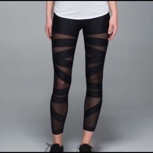 Lululemon Black mesh leggings